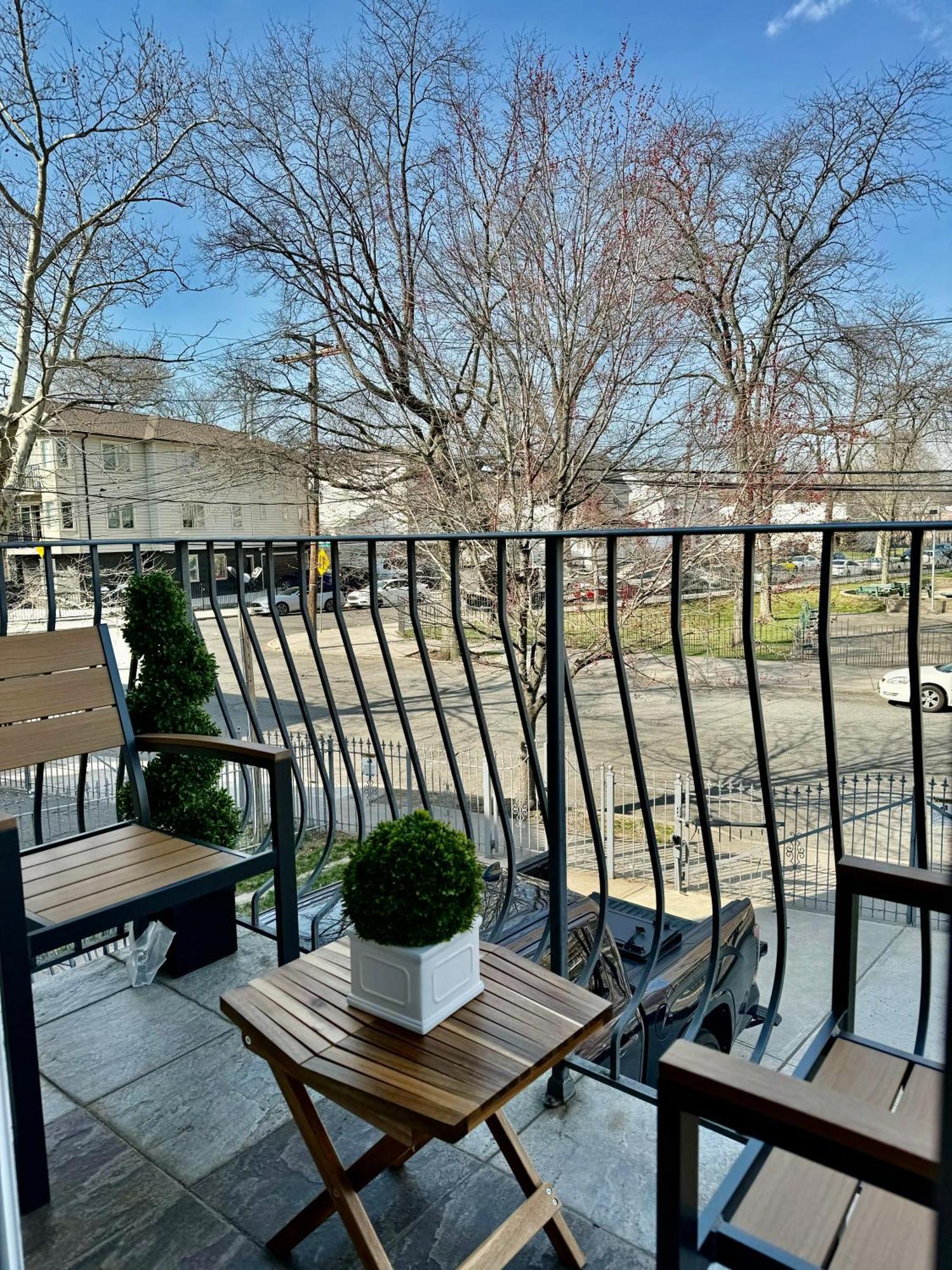 Stylish Evergreen Apartment By Newark Airport Dış mekan fotoğraf